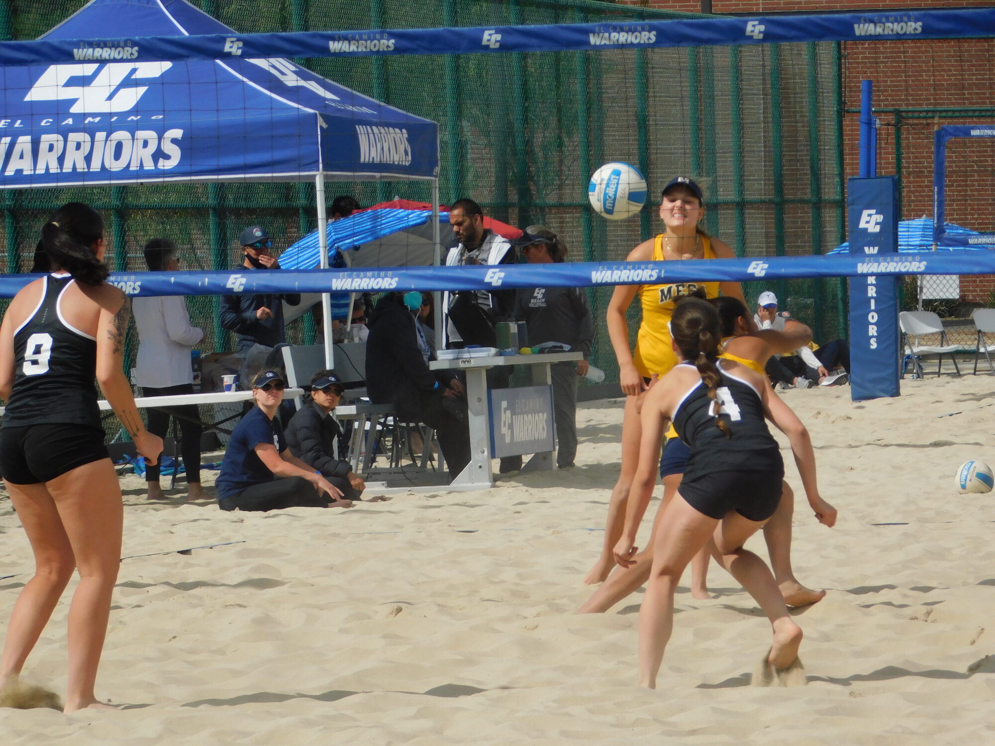Mesa SD, Cypress, Riverside, meet at El Camino - SoCalBeachVB.com